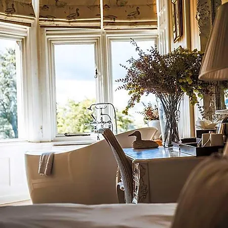 Falcon Manor Hotel Settle
