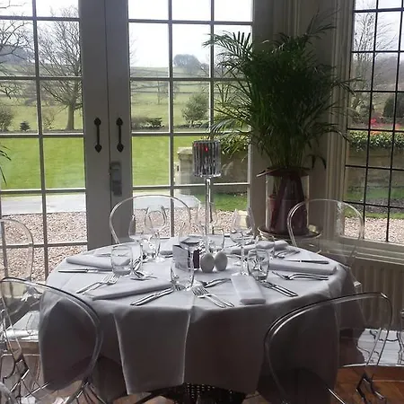 Hotel Falcon Manor 4*