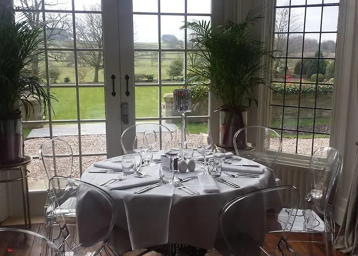 Hotel Falcon Manor 4*