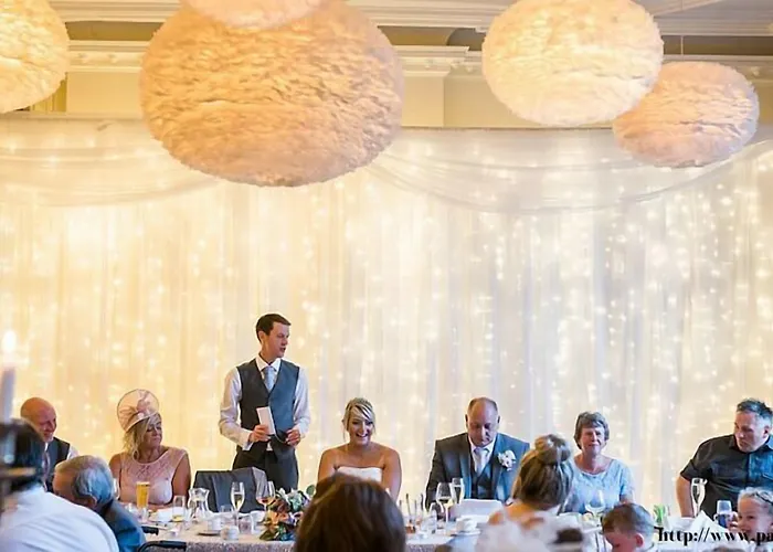 Hotel Falcon Manor 4*