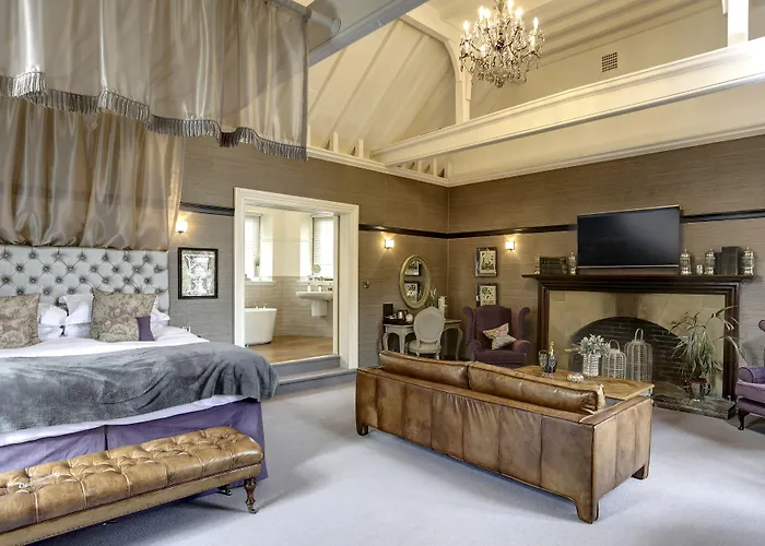 Hotel Falcon Manor 4*